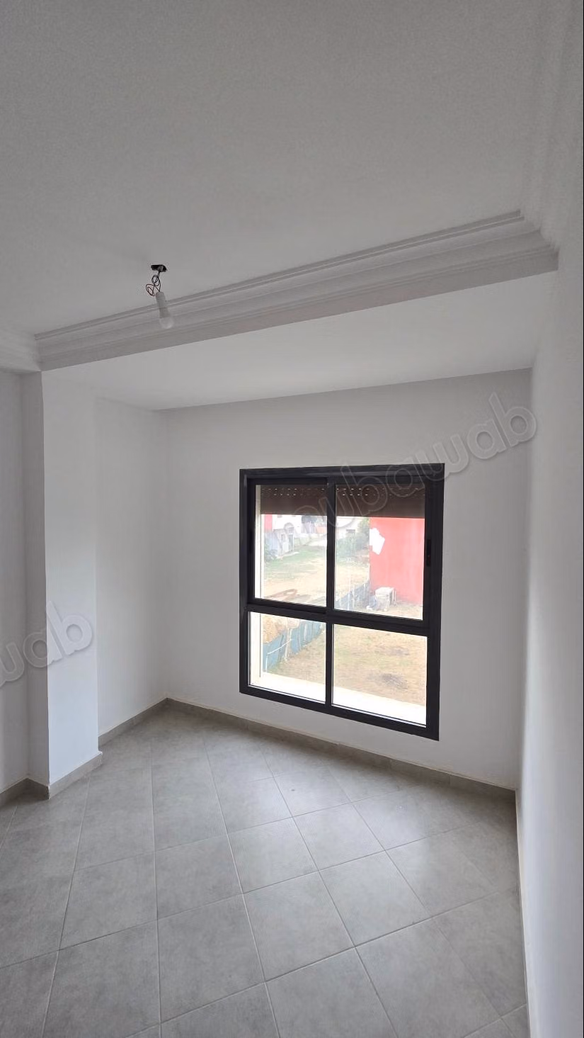 Appartement en vente à Martil. Surface de 82 m². Avec ascenseur et terrasse
