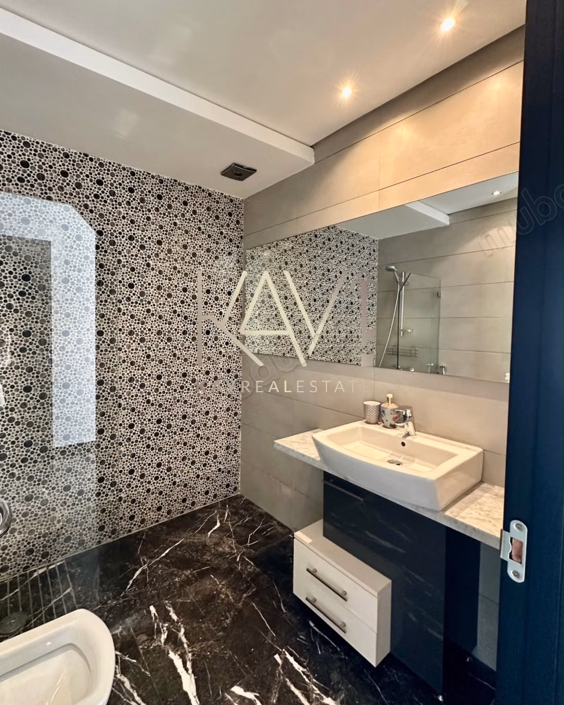 Luxueux duplex de 300 m² à louer avec vue mer – Malabata