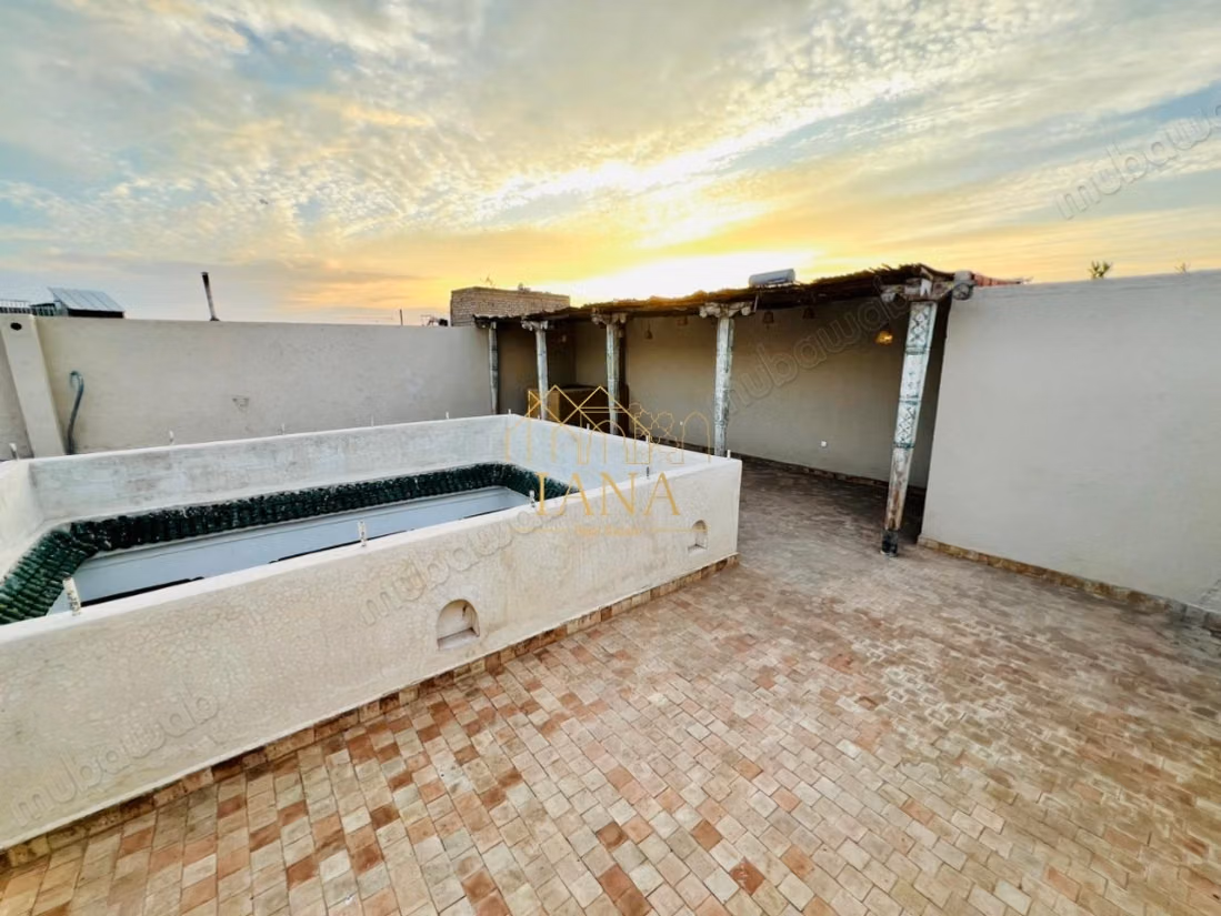 Riad titré à vendre 
Idéal pour investissement