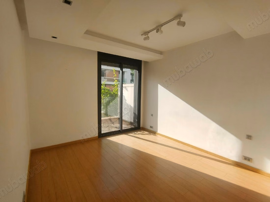 Exceptionnel Appartement T4 sur Orangeraie 
Souissi