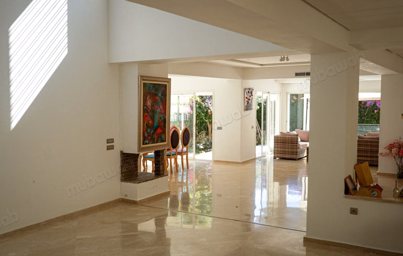 Villa en venta en Jbel Kbir con piscina en complejo cerrado