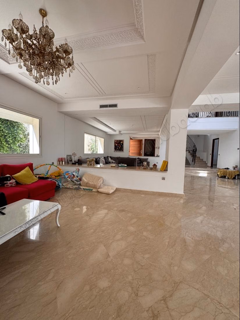 Villa en venta en Jbel Kbir con piscina en complejo cerrado