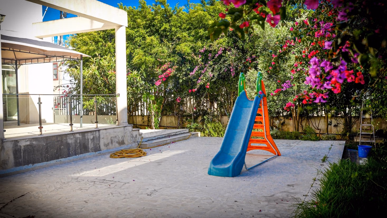Villa en venta en Jbel Kbir con piscina en complejo cerrado
