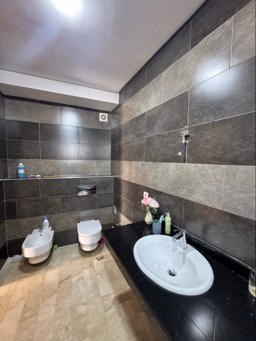Villa en venta en Jbel Kbir con piscina en un complejo cerrado