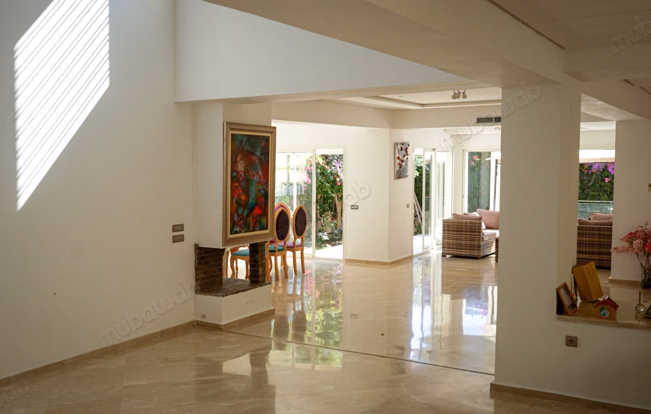 Villa en venta en Jbel Kbir con piscina en un complejo cerrado