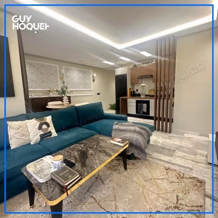 Studio Chic e Moderno con 3 Balconi