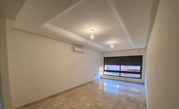 Louez cet appartement à Guéliz. 1 Pièce. Résidence avec concierge, climatisation générale