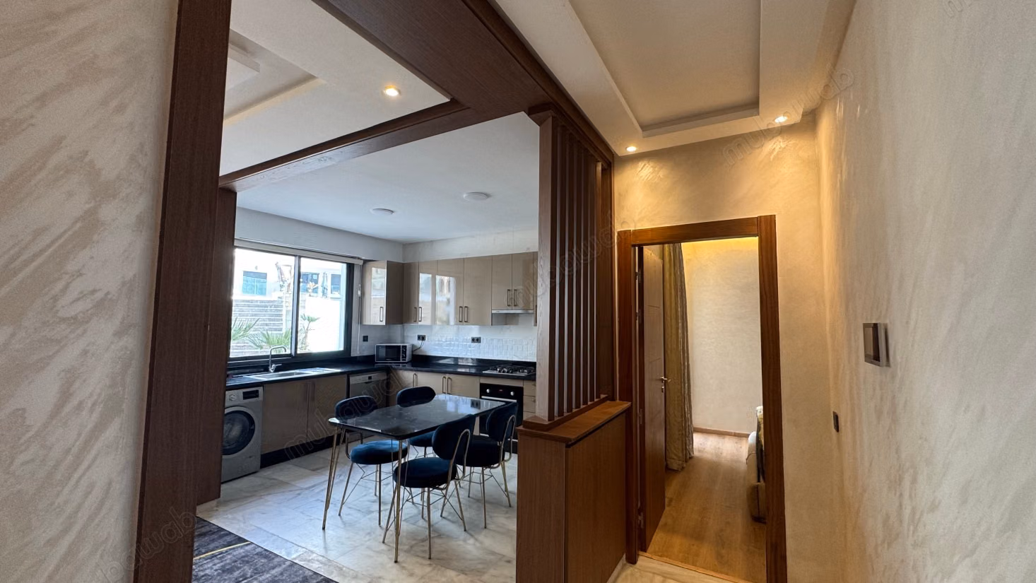 Bel appartement en location à Founti. 2 pièces confortables. Meublé