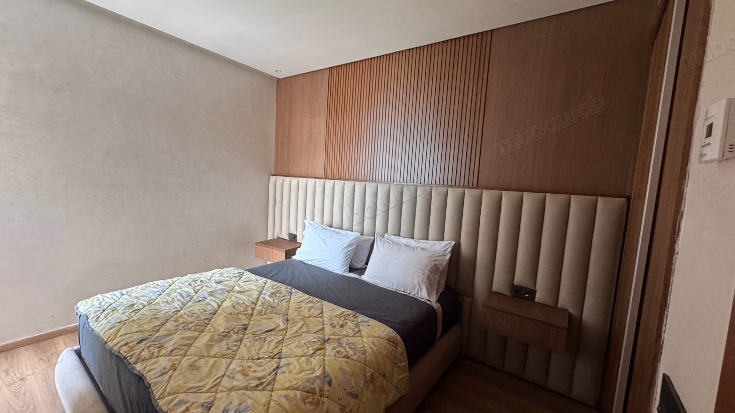 Bel appartement en location à Founti. 2 pièces confortables. Meublé