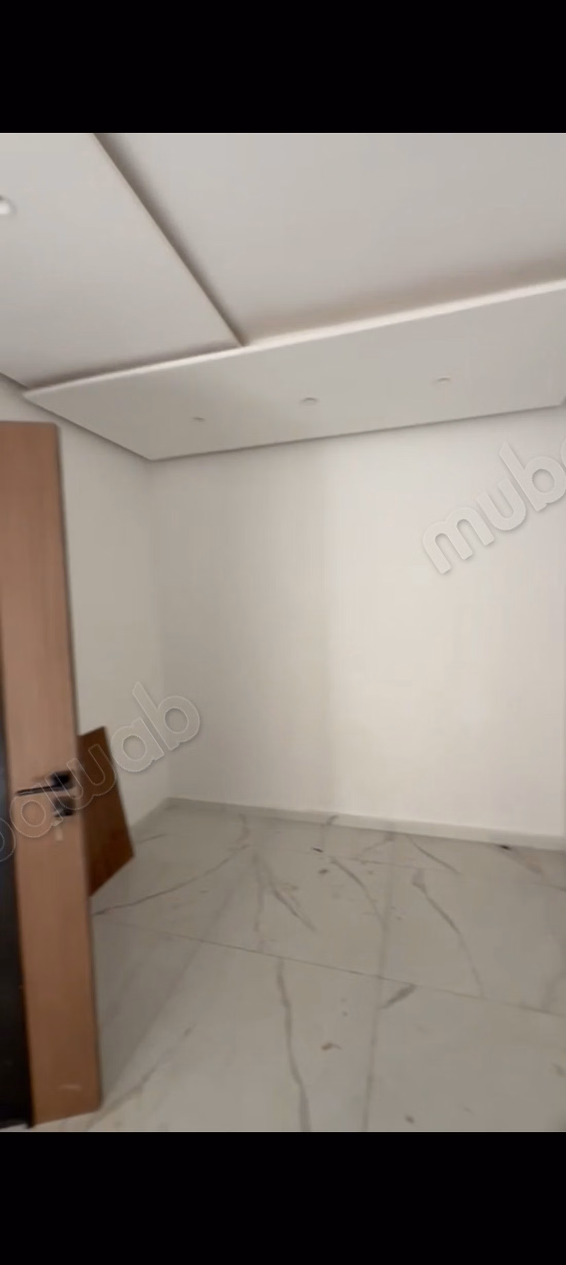 Appartement en vente à Bir Rami Est. 
3 chambres