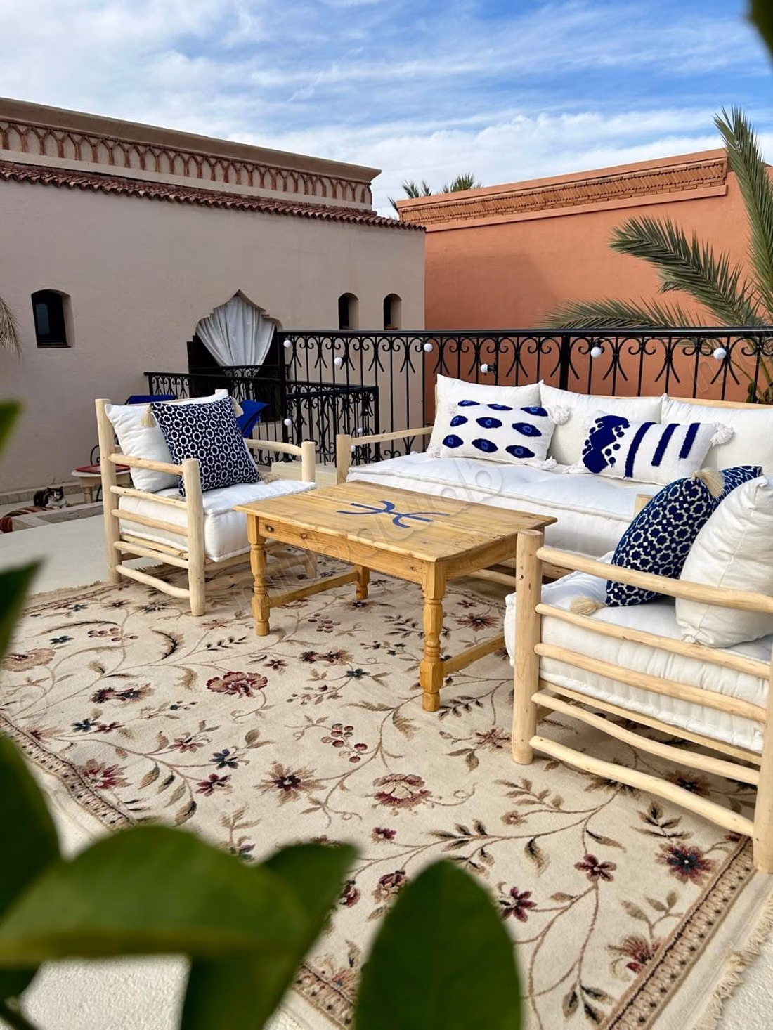 Venta de villa de lujo en Ennakhil Palmeraie. 6 habitaciones