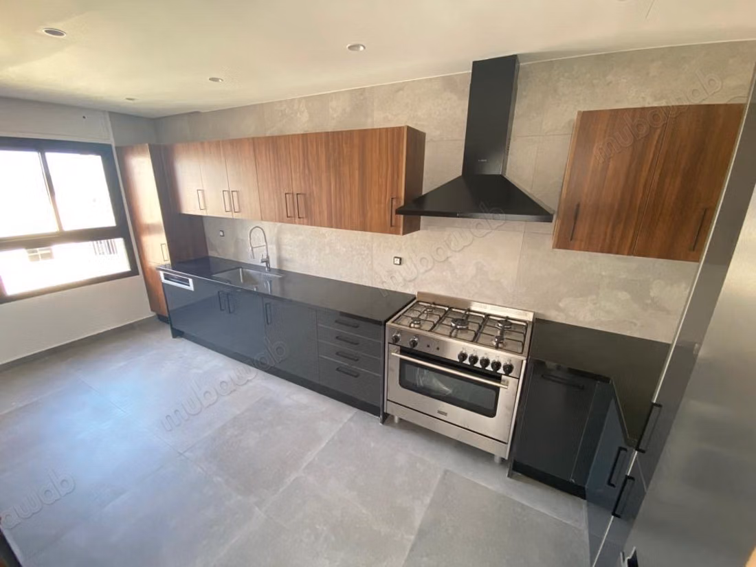 Très bel appartement en location à Riyad. 4 pièces confortables. Résidence sécurisée