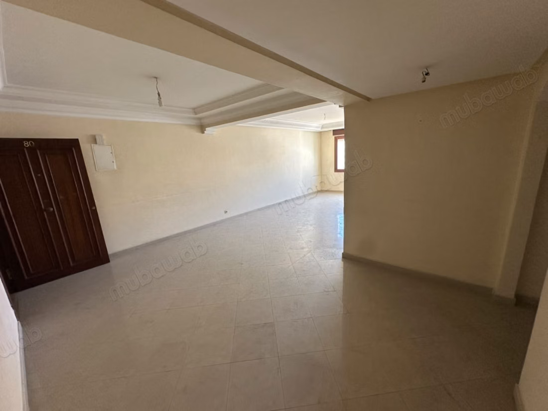 Bel appartement à vendre, Quartier administratif