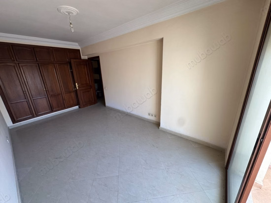 Bel appartement à vendre, Quartier administratif