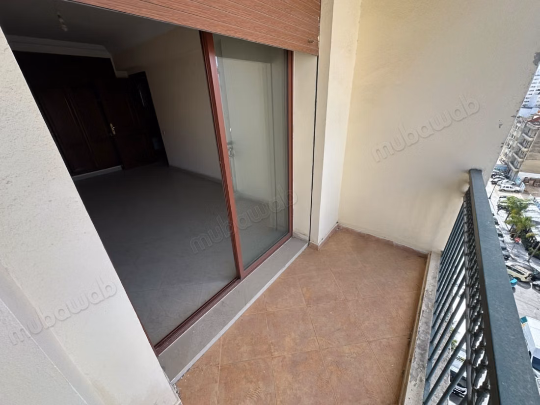 Bel appartement à vendre, Quartier administratif