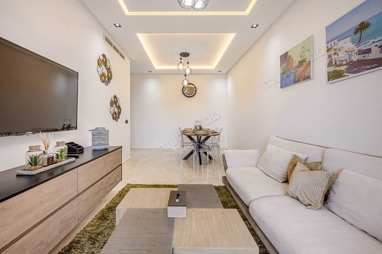 Apartamento en alquiler en Hivernage. 2 habitaciones agradables. Bien amueblado