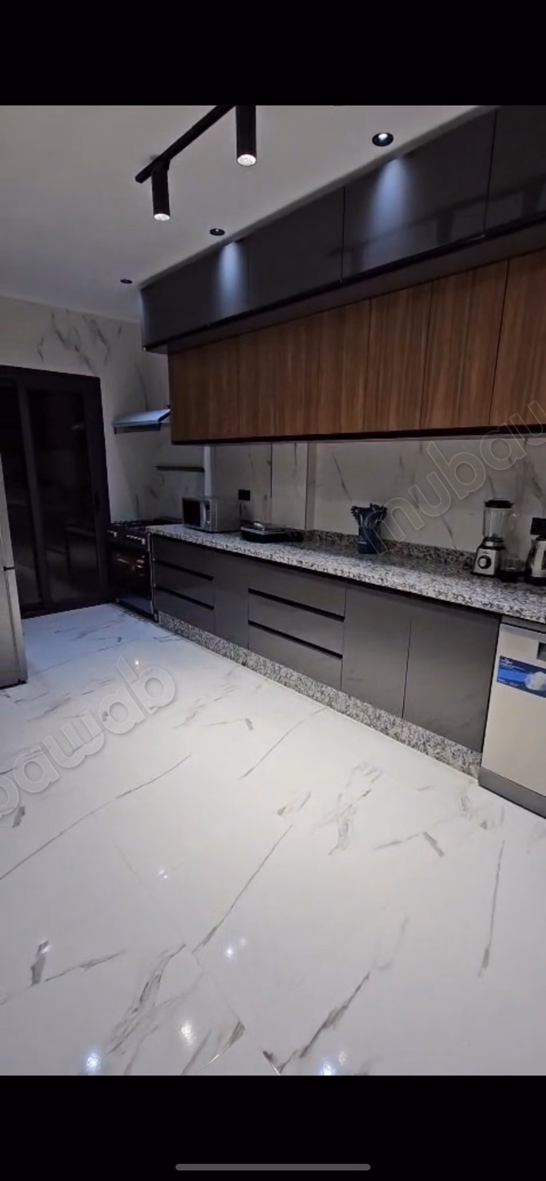 Un spacieux duplex de luxe. Meublé