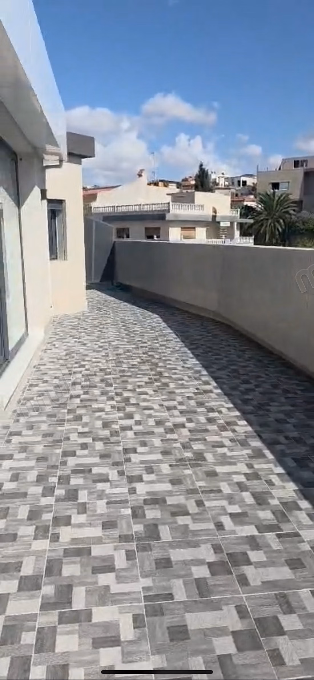 Un spacieux duplex de luxe. Meublé