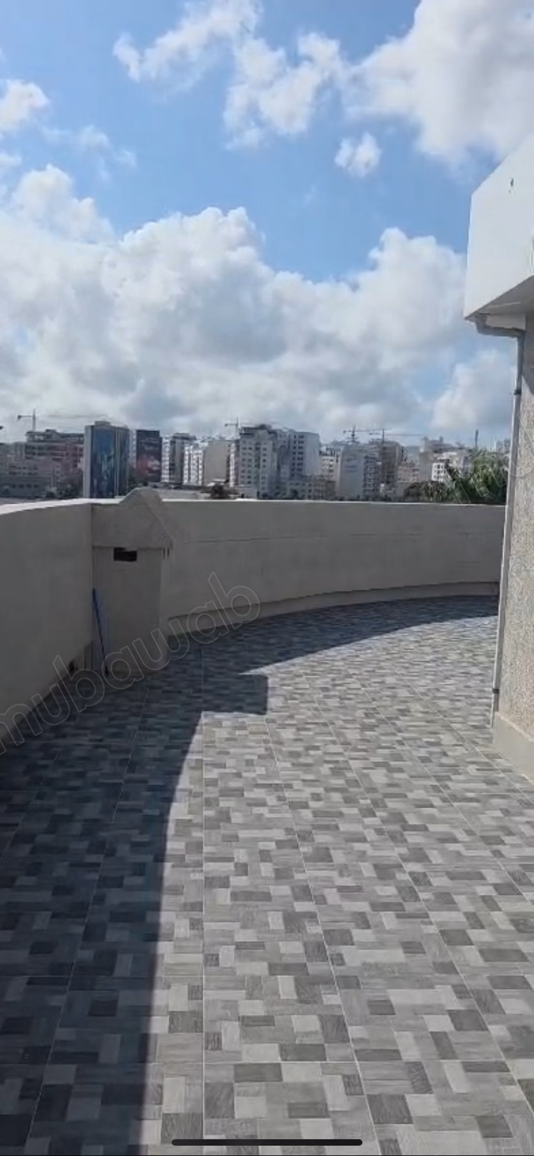 Un spacieux duplex de luxe. Meublé
