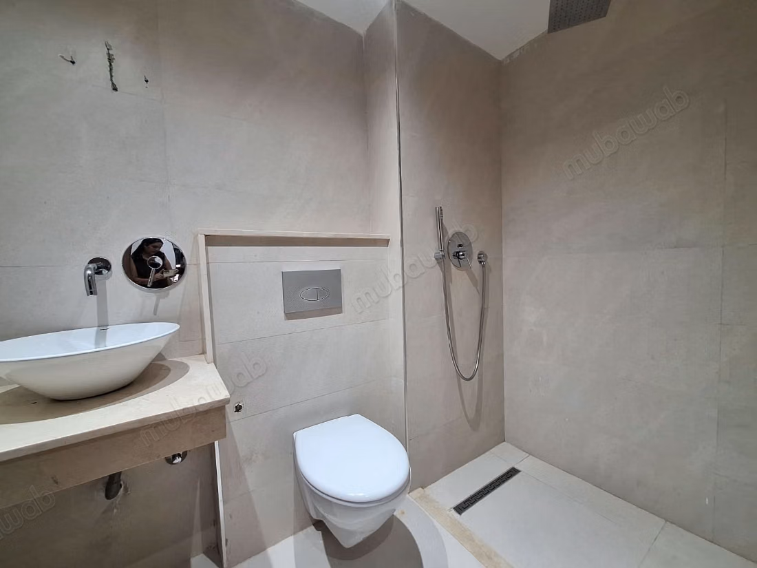 Apartamento en alquiler en Hivernage. Superficie 117 m². Servicio de conserjería, hermosa piscina