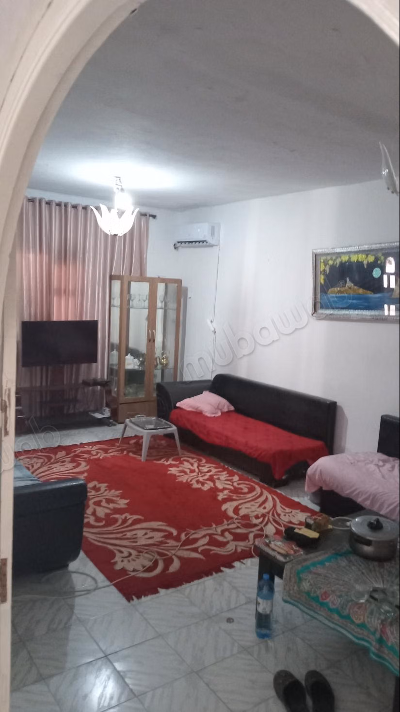 Maison à la vente à El Agba.
Surface de 175 m².
Espace vert