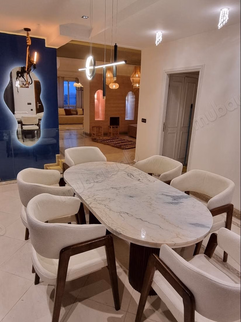 Appartamento Duplex Arredato di 145m2 in Affitto
