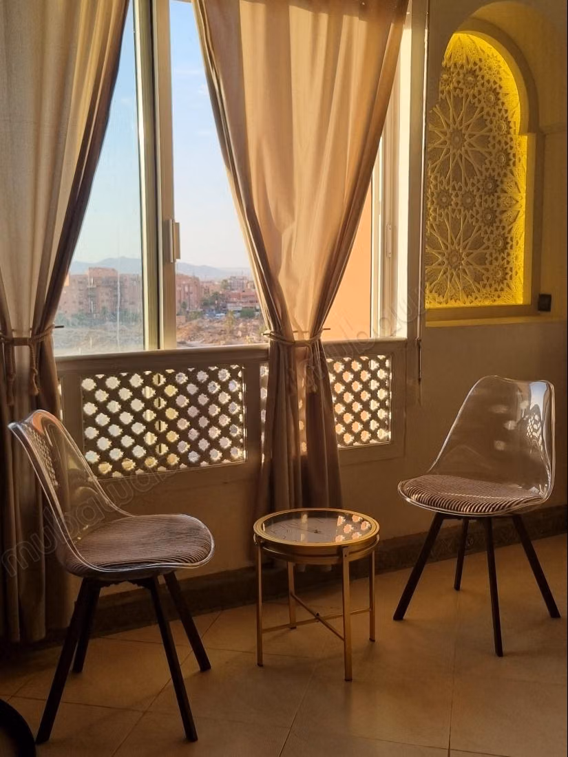 Appartamento Duplex Arredato di 145m2 in Affitto