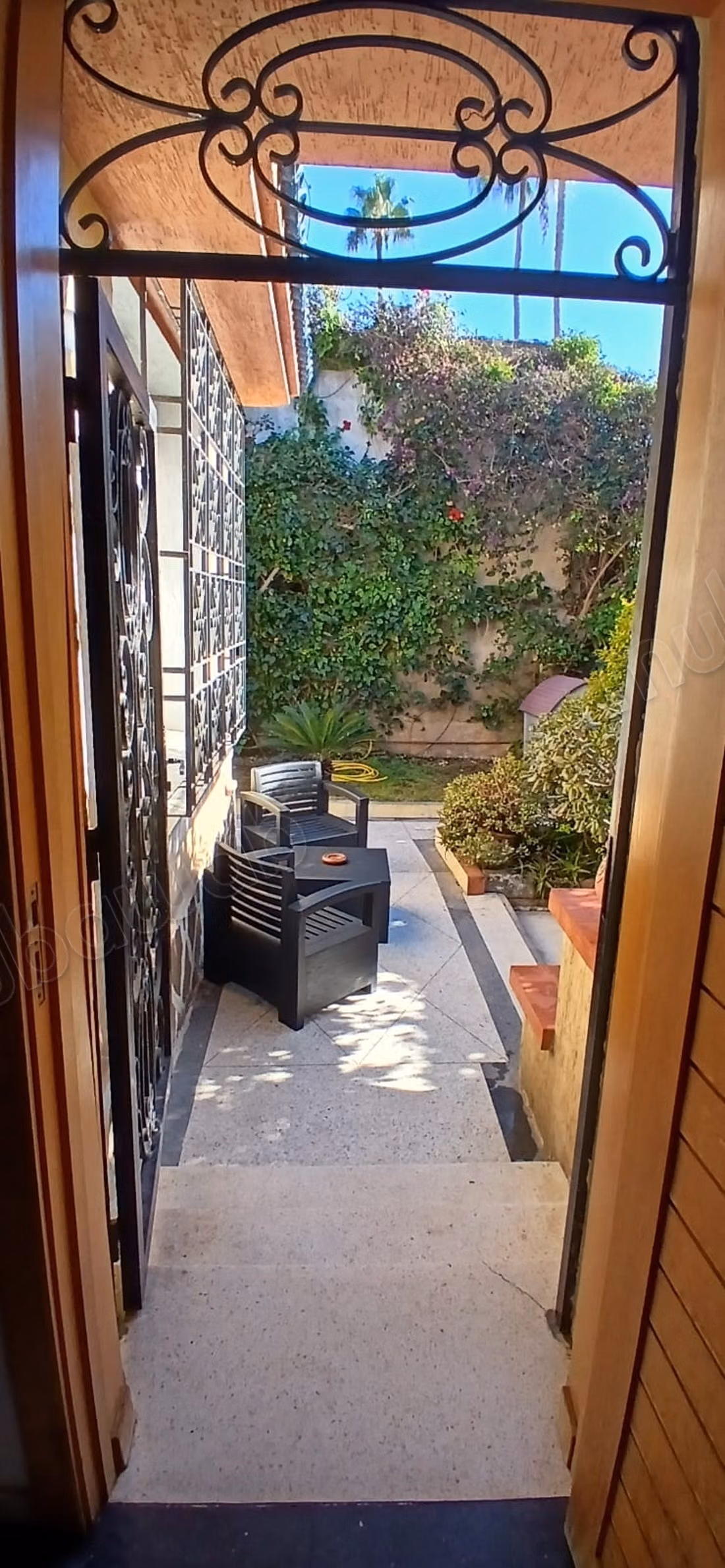 Appartement de vacances à louer à Anfa. Surface totale 80 m². Jardin et garage