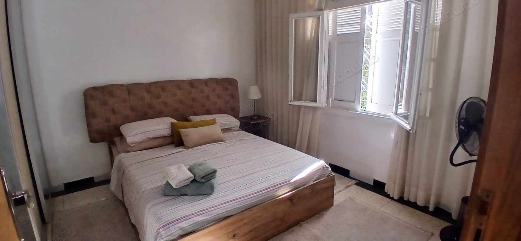 Appartement de vacances à louer à Anfa. Surface totale 80 m². Jardin et garage
