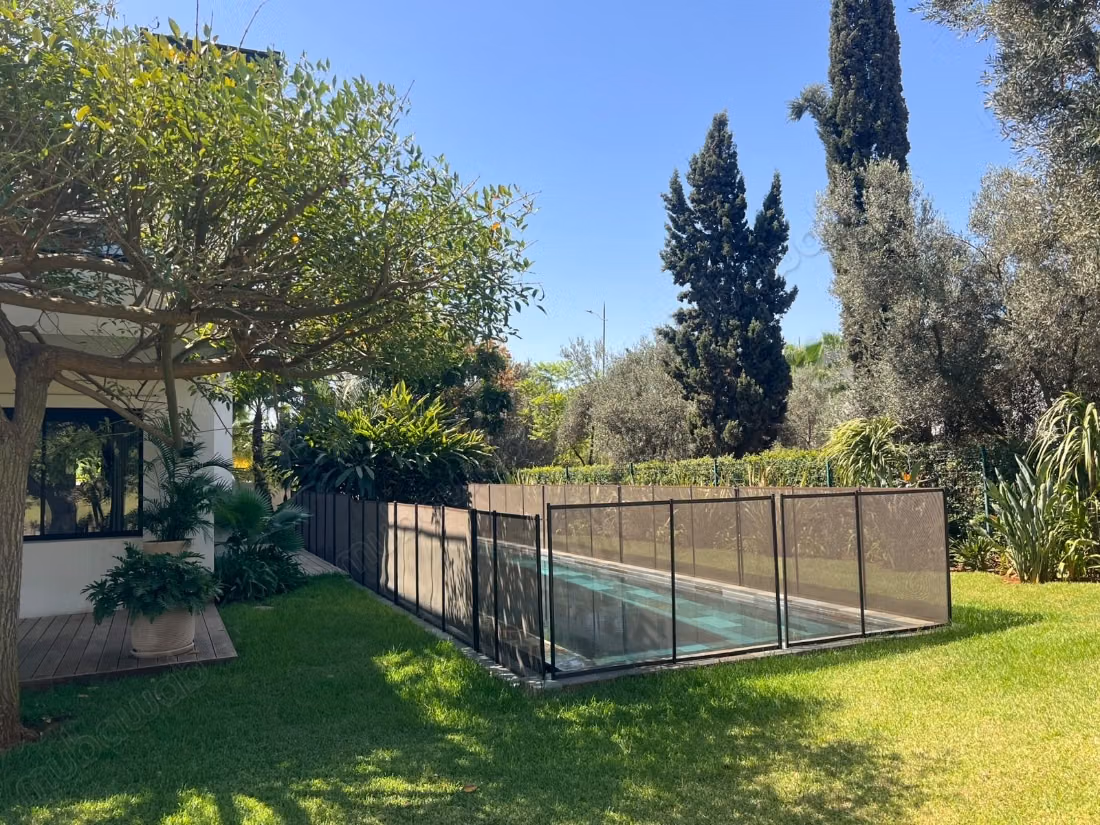 Maison de haut standing à vendre à Ville Verte.
Superficie 1 m²