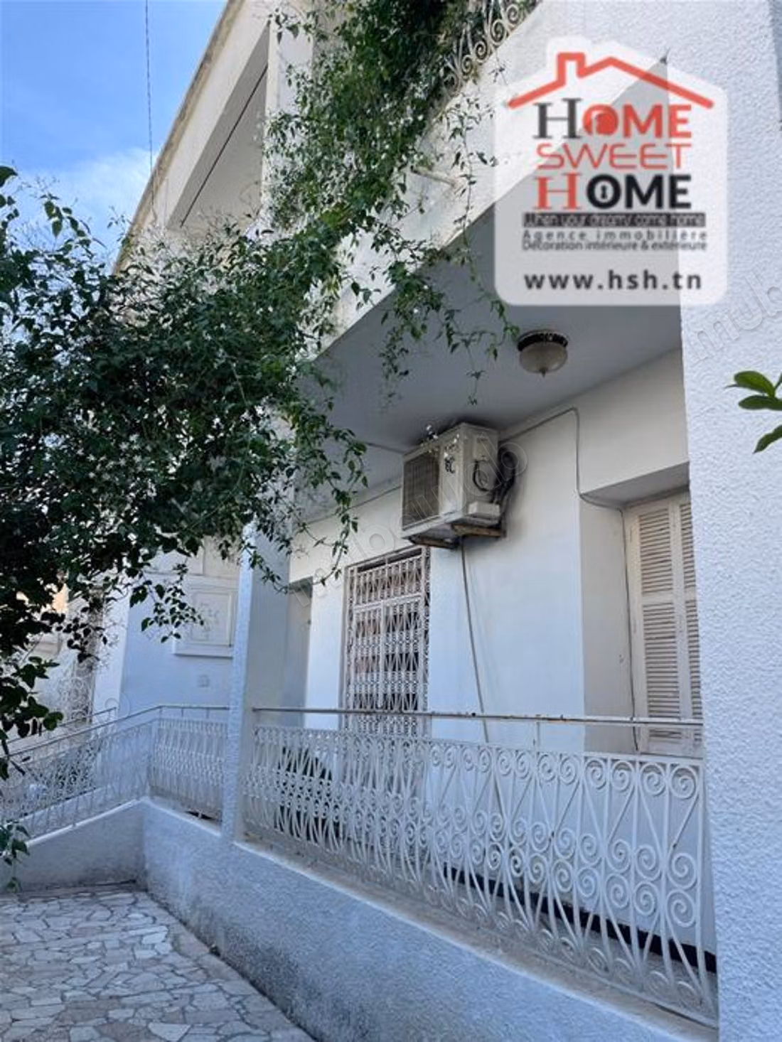 Villa Ronza à vendre à Ezzahra