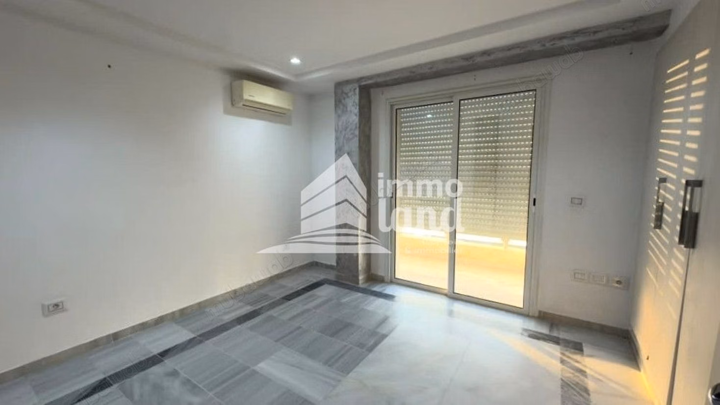Appartement S2 de 139m2 aux Jardins d’el Menzah 2