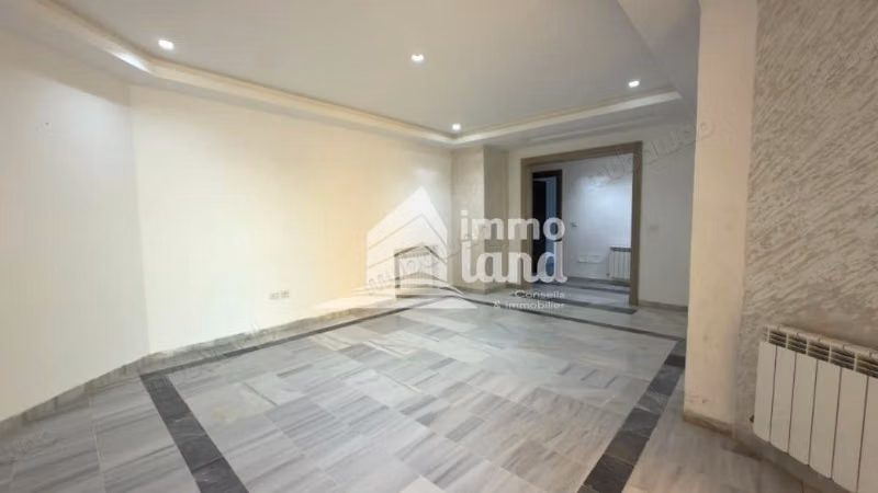 Appartement S2 de 139m2 aux Jardins d’el Menzah 2