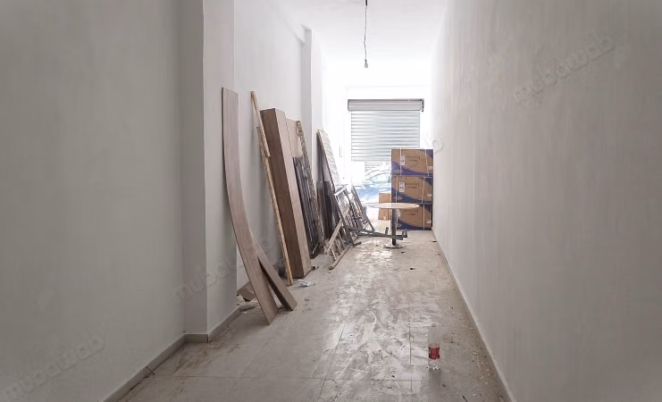 Zeer druk commercieel pand van 40m2 in Maarif