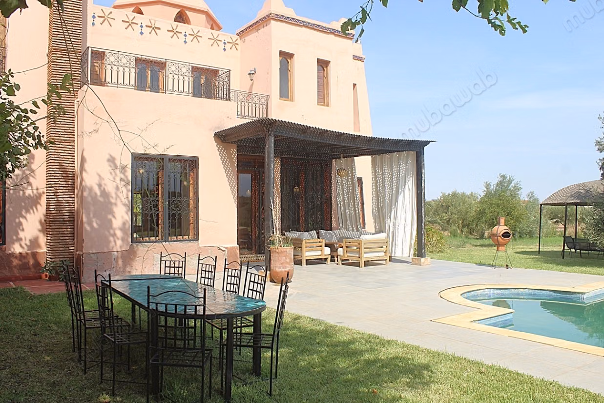 Maison de campagne au niveau de 
Aquafun
