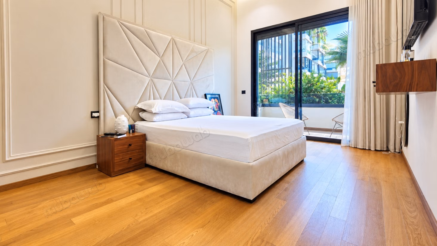 Appartement rez de jardin meublé luxe à Californie