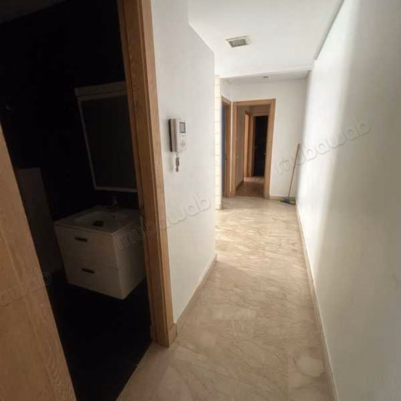 Appartement à Vendre de 87.0 m² à Casablanca, Hopitaux
