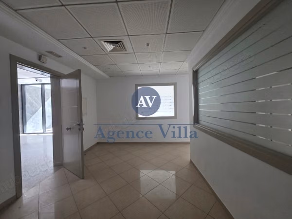 A louer bureaux au lac 2