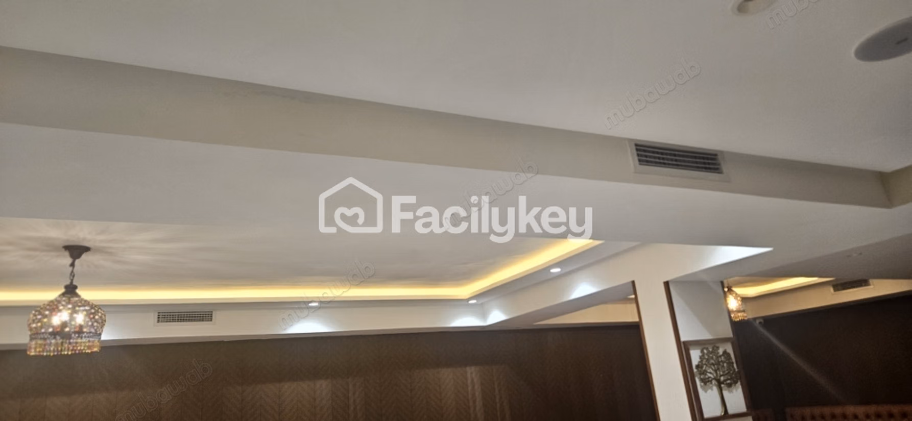 Local commercial de 230 m² à Casablanca