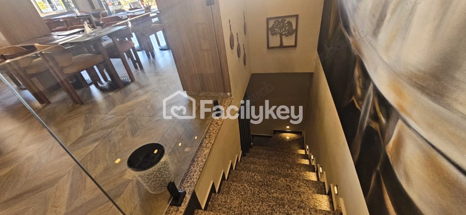 Local commercial de 230 m² à Casablanca