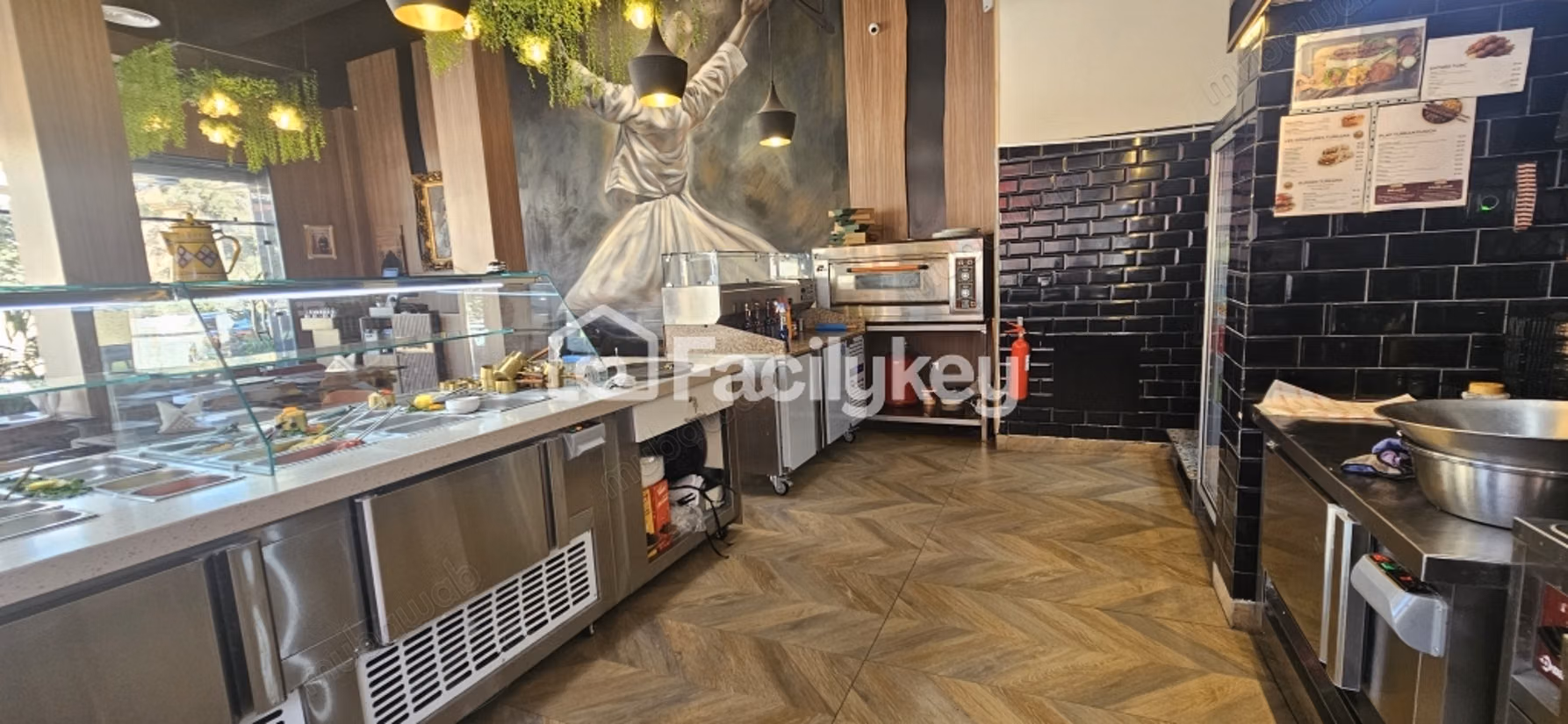 Local commercial de 230 m² à Casablanca