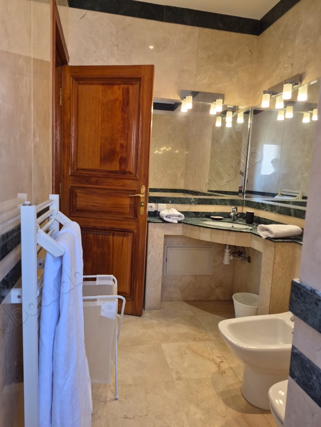 Location villa à golf amelkis. 5 chambres agréables. Meublé