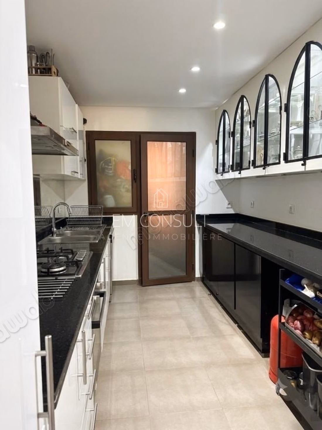 À louer appartement 2ch agdal vide