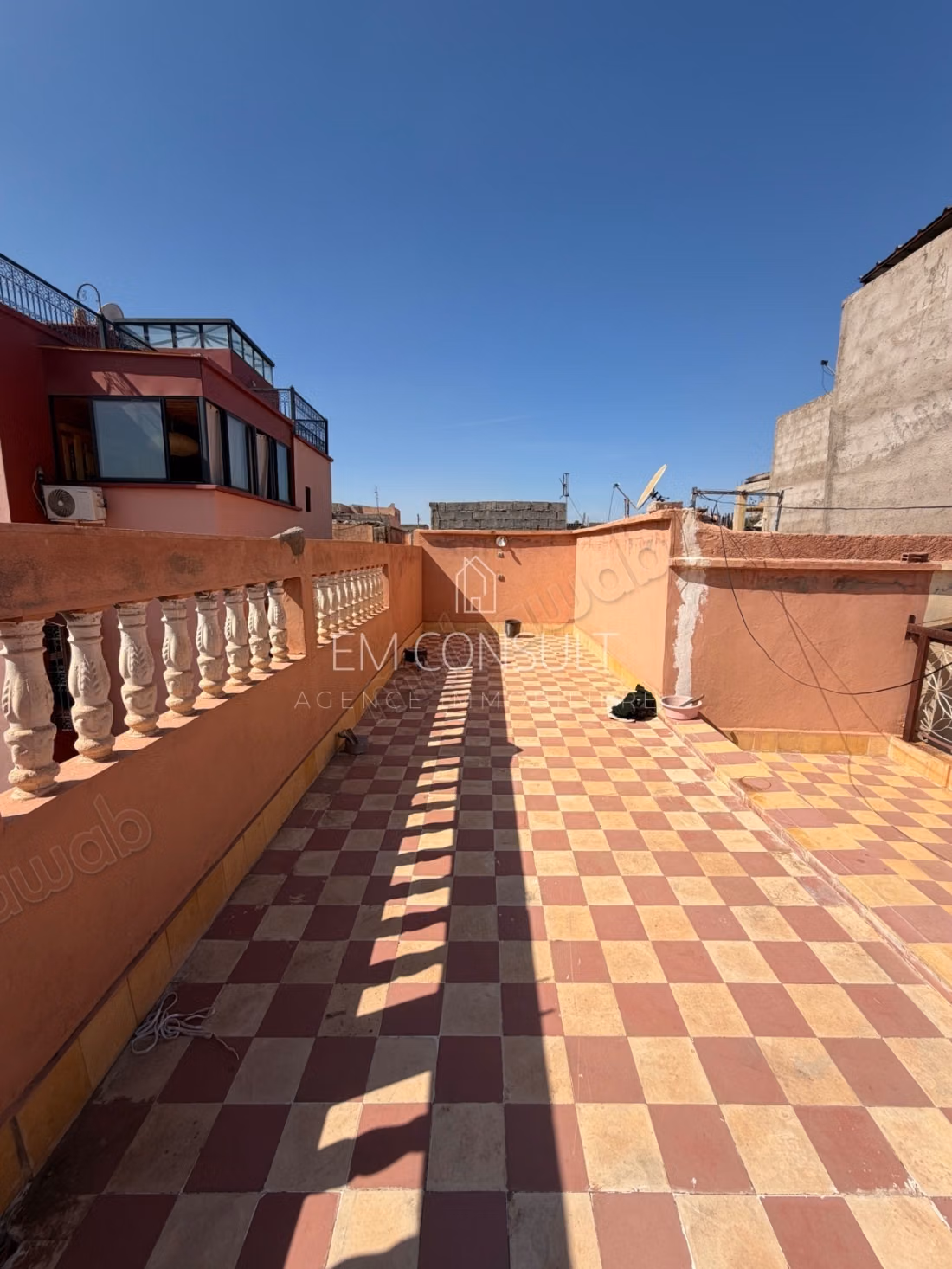 À vendre riad 11ch a rénover