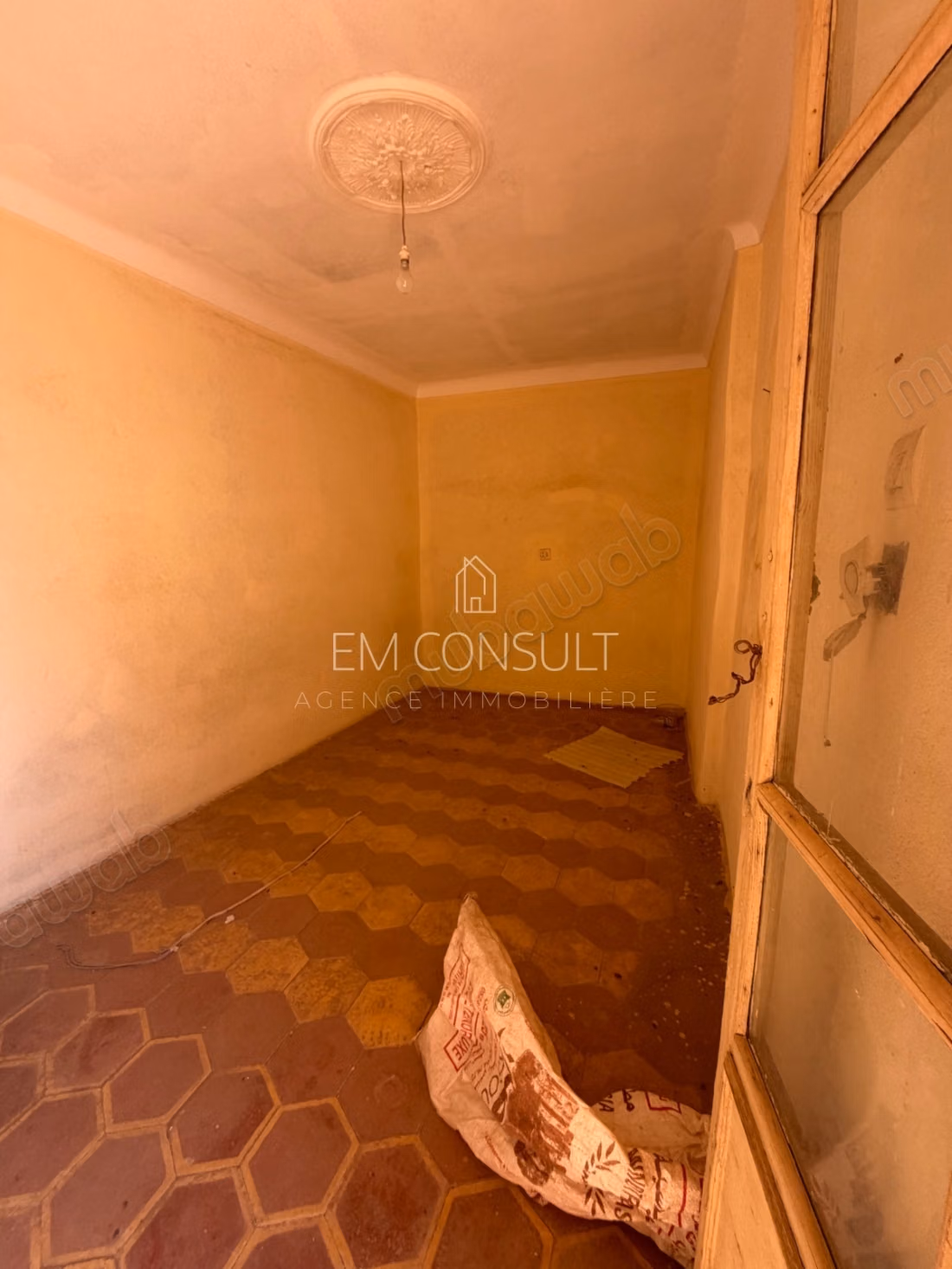 À vendre riad 11ch a rénover