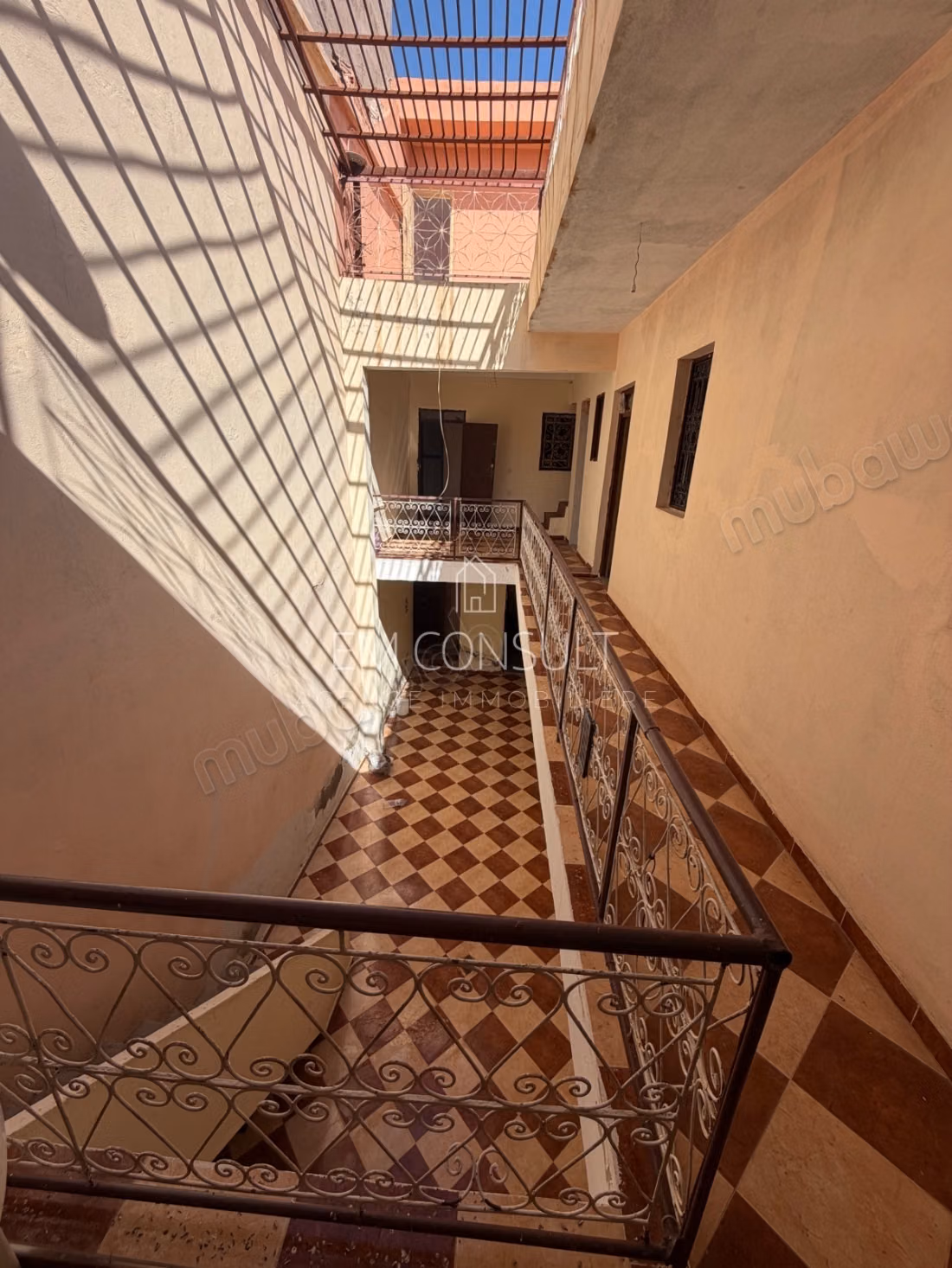 À vendre riad 11ch a rénover