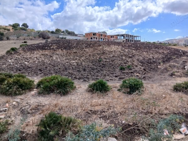 Terrain Sania 6000 m2