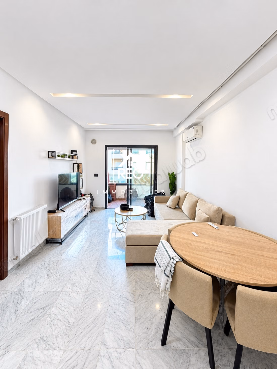 A Vendre: Un appartement S1 Meublé