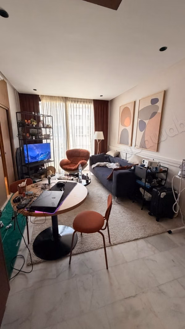 Opposite CAFC and a few minutes from CFC, Rental of a tastefully furnished studio