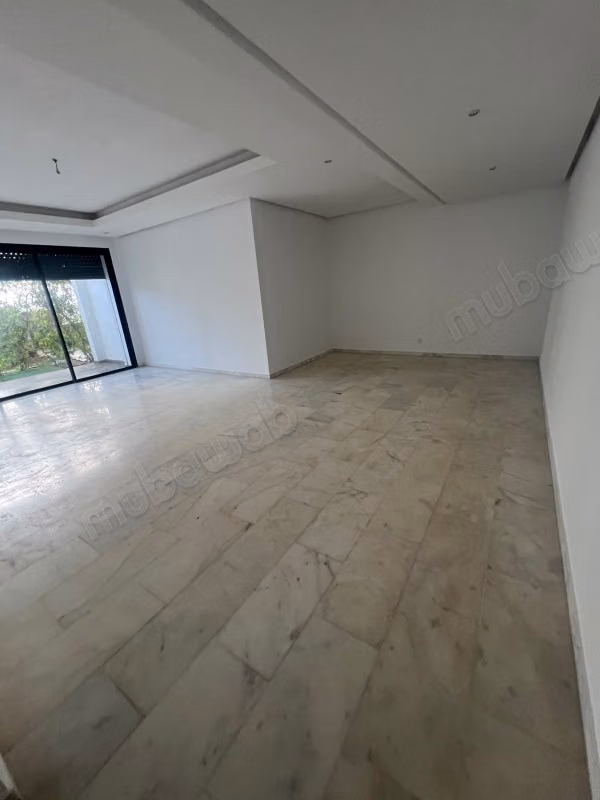 Superb apartment for rent in Dar Bouazza. Area 114 m². With elevator and terrace